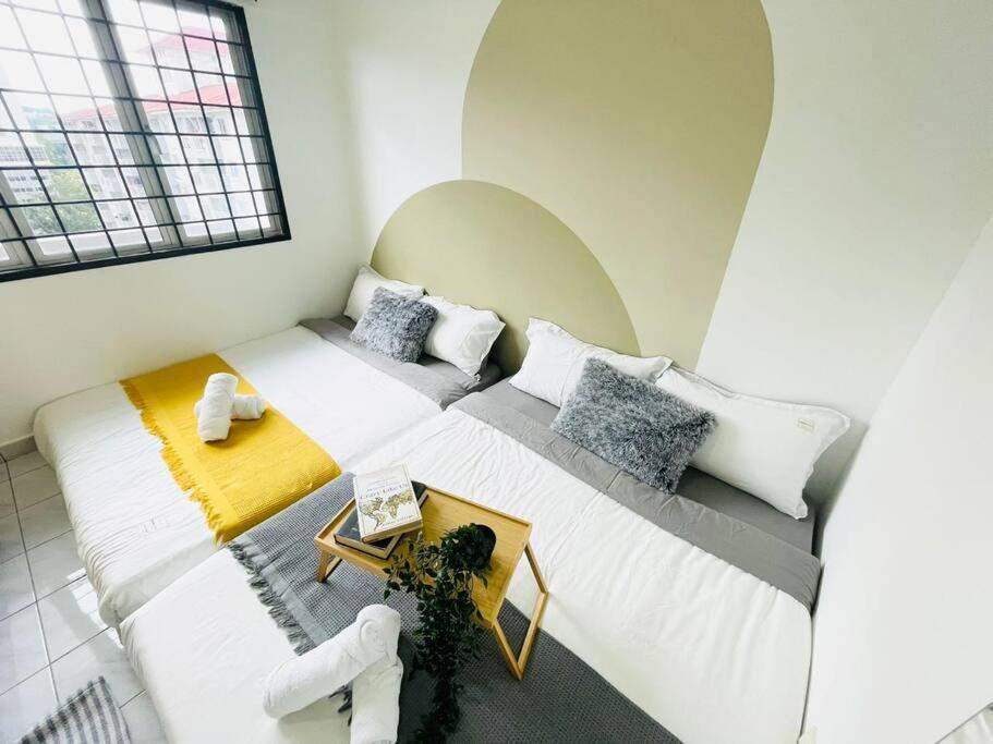 8 Pax Homestay Near Axiata Arena & Pavilion 2 Kuala Lumpur
